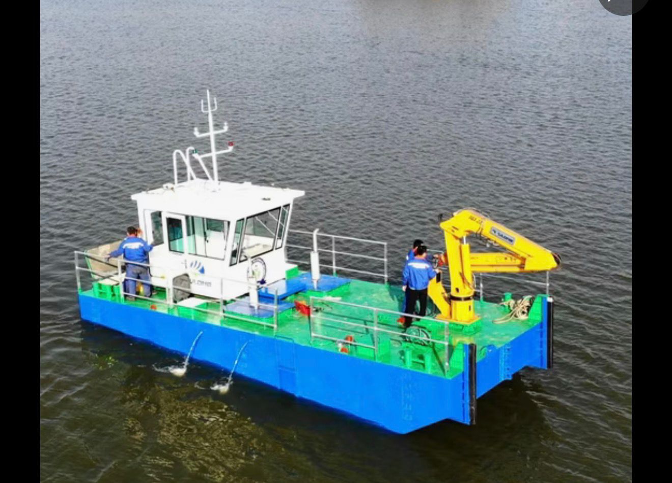 Blue Crane Work Barge